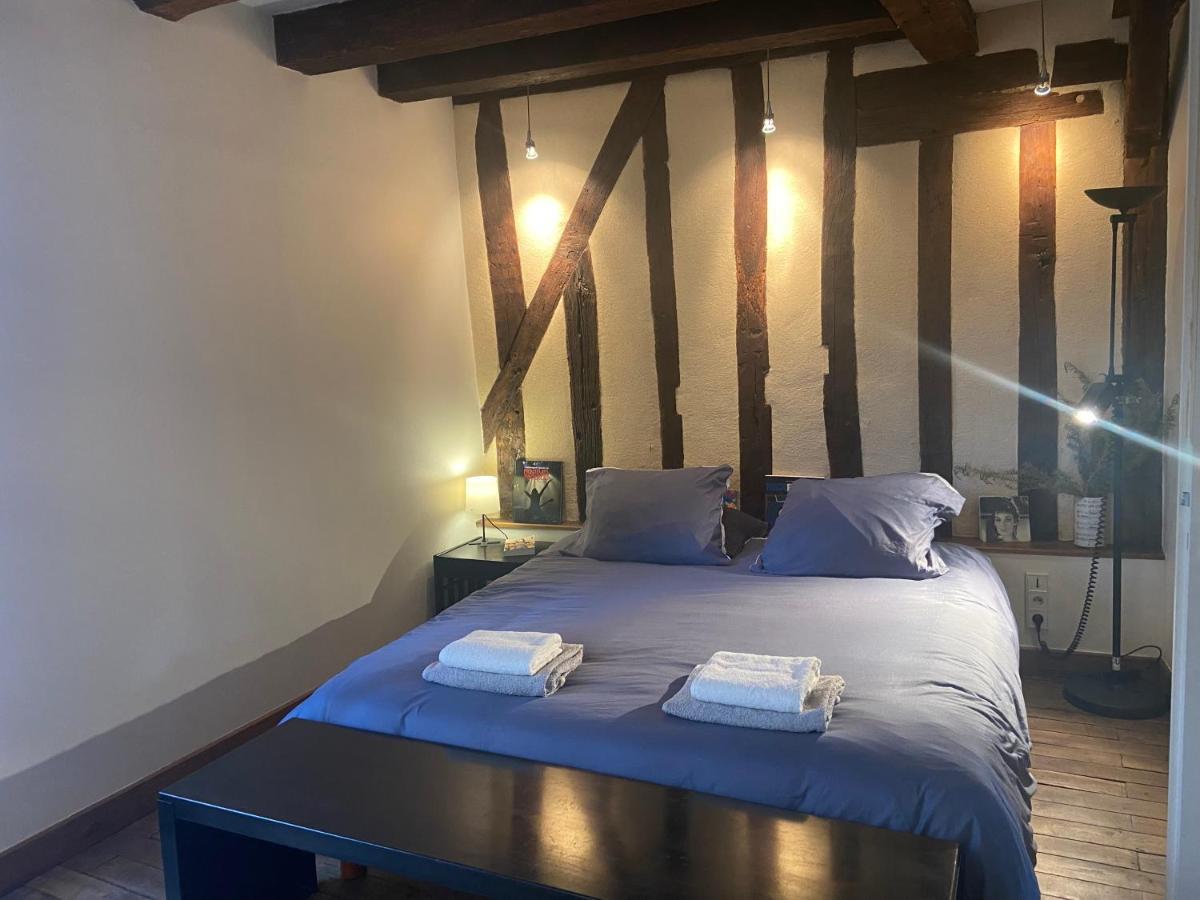 Le Backstage Apartment Bourges Exterior photo